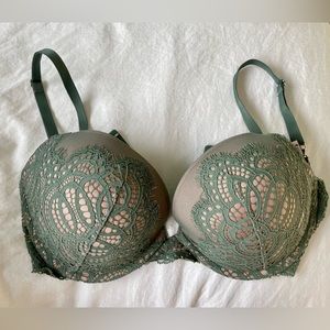 Victoria’s Secret Dream Angel Push-up 34DD